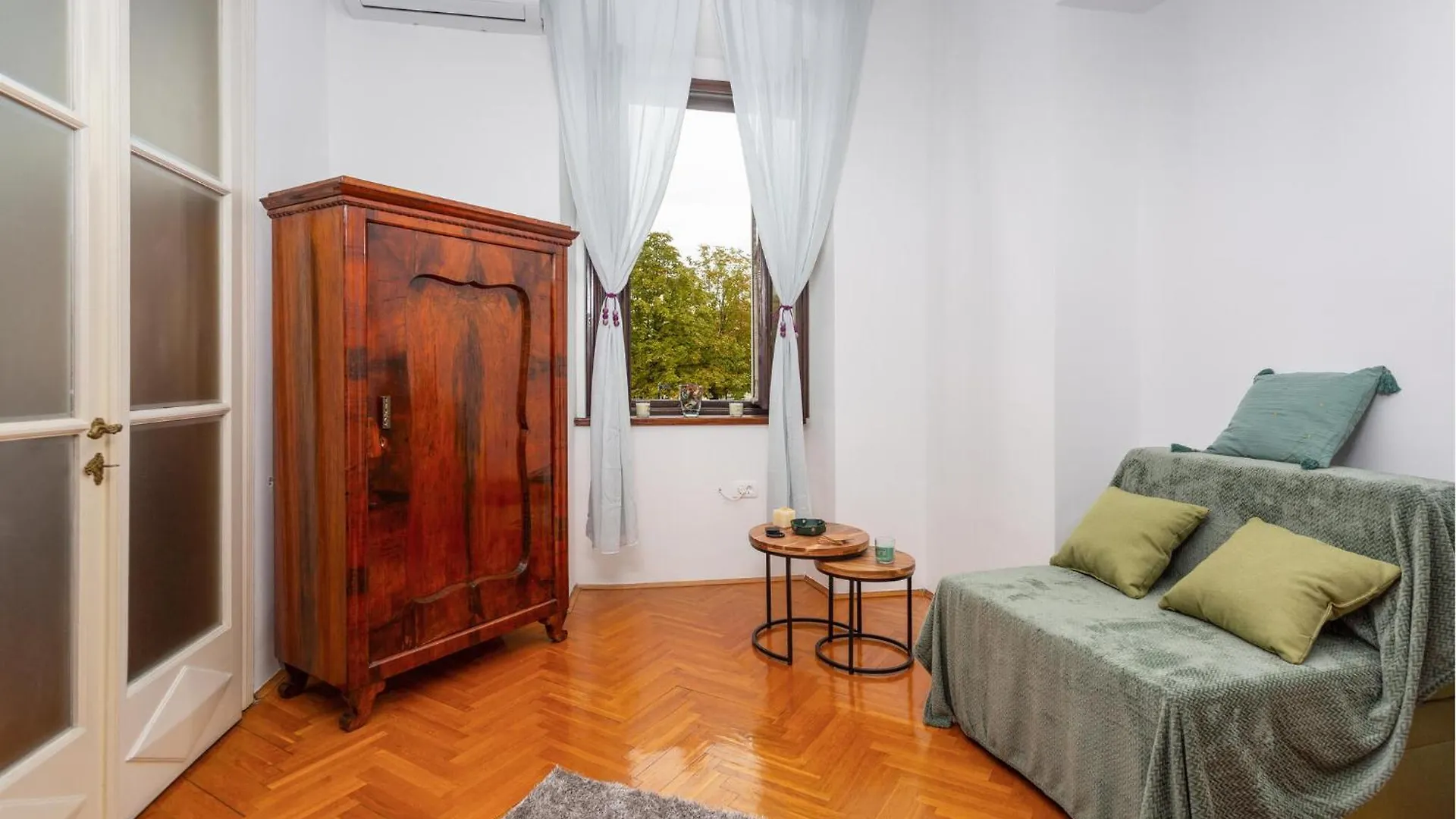 1 Bedroom Lovely Apartment In Rijeka